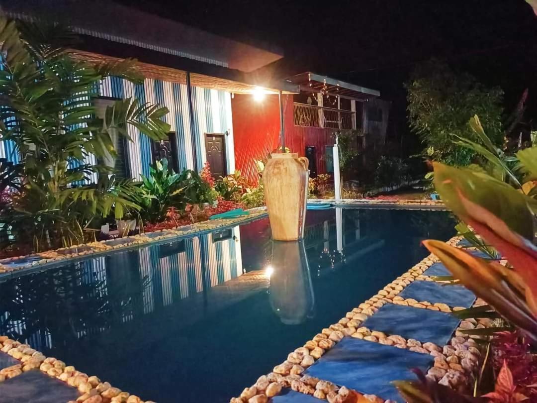 Edmund'S Garden Inn Siquijor Dış mekan fotoğraf