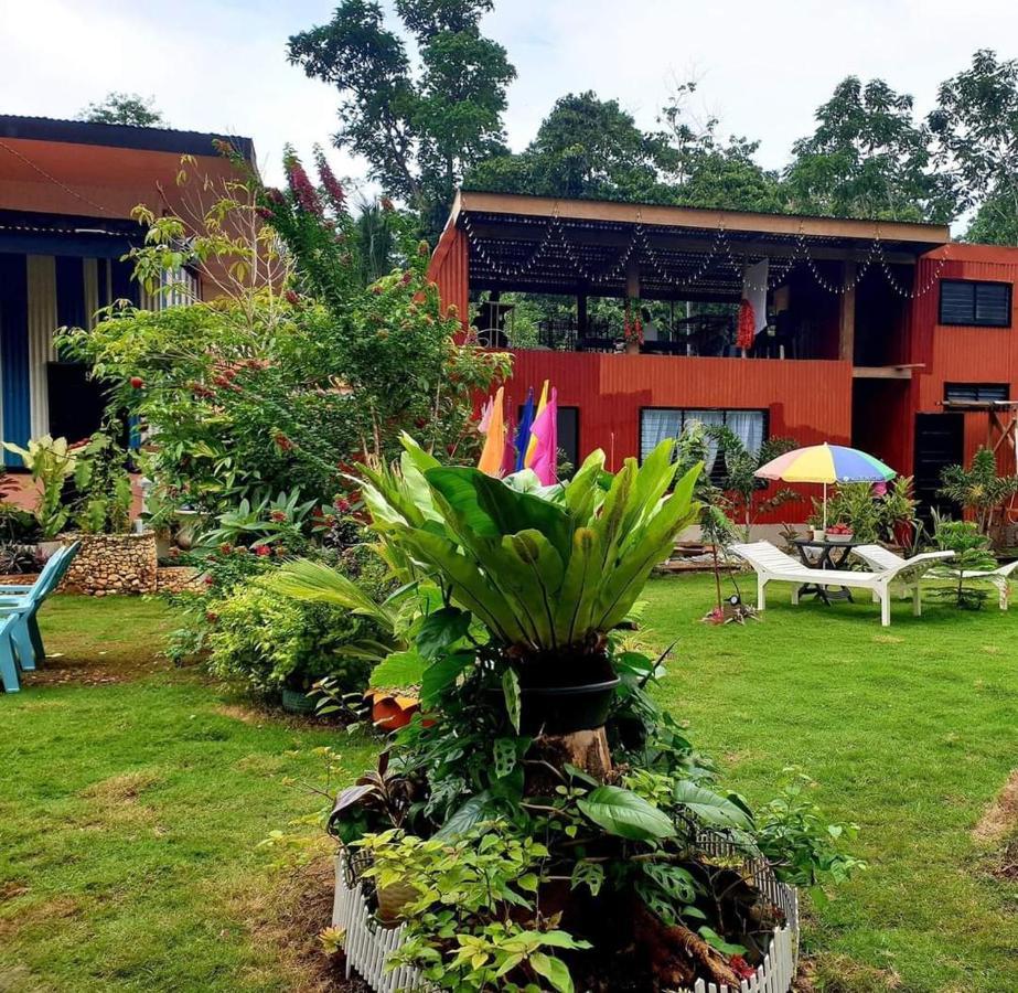 Edmund'S Garden Inn Siquijor Dış mekan fotoğraf